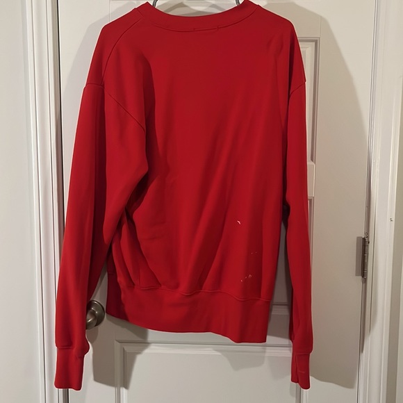red crewneck - Picture 2 of 4